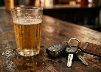 Motorista alcoolizado pode pagar multa recorde e ficar sem dirigir por uma década