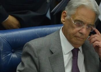 Filhos de FHC obtêm decisão judicial que determina interdição do ex-presidente