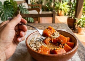 Estudo revela dois hábitos alimentares simples que mantêm o peso saudável