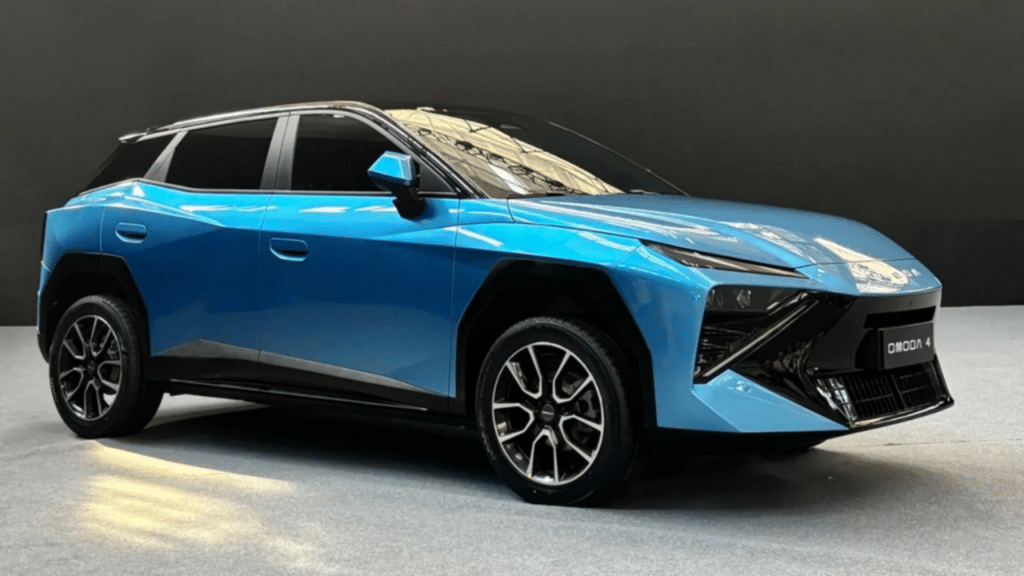 Omoda 4 azul em estúdio - Foto Divulgação Omoda