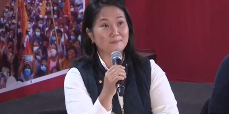 Candidata conservadora Keiko Fujimori sai na frente e lidera votação no Peru com 37% das urnas apuradas