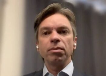 Presidente da OAB-PR fala em “crise moral sem precedentes” do STF durante evento realizado pela Universidade de Harvard