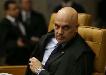 Moraes anula autorização de universidade de SP e barra abertura de cursos de medicina sem aval do MEC