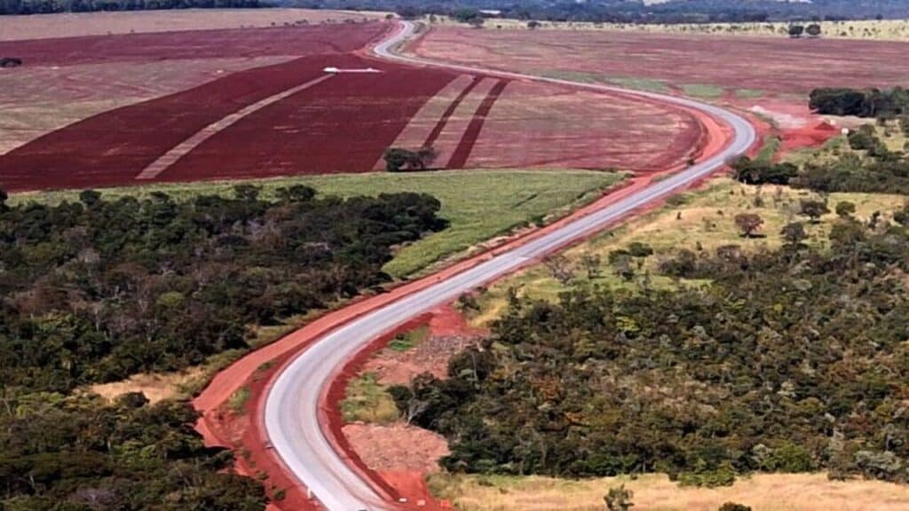 Nova rodovia é autorizada pelo governo e promete fortalecer a integração da Rota Bioceânica com investimento de R$ 2,3 bilhões