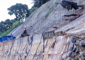 Obra de contenção no Ibura é concluída com investimento de R$ 6 milhões, vai aumentar segurança na região e beneficia diretamente cerca de 150 moradores com redução de riscos de deslizamentos