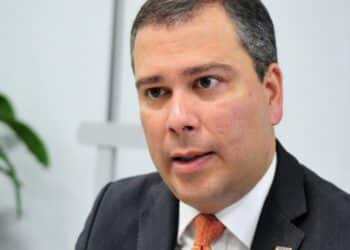 Ex-presidente do BRB indica interesse em delação e solicita transferência da Papuda