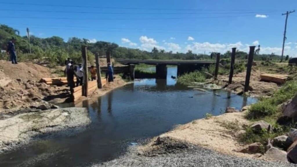 Desvio é iniciado em Pelotas para obra de R$ 897 mil da nova ponte na Colônia Z3 para solução definitiva de antigos problemas de acesso na região