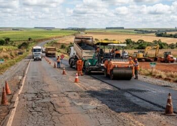 Sul de Goiás terá 50 km de rodovias recuperadas em pacote de obras de R$ 79,2 milhões