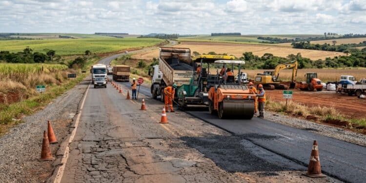 Sul de Goiás terá 50 km de rodovias recuperadas em pacote de obras de R$ 79,2 milhões