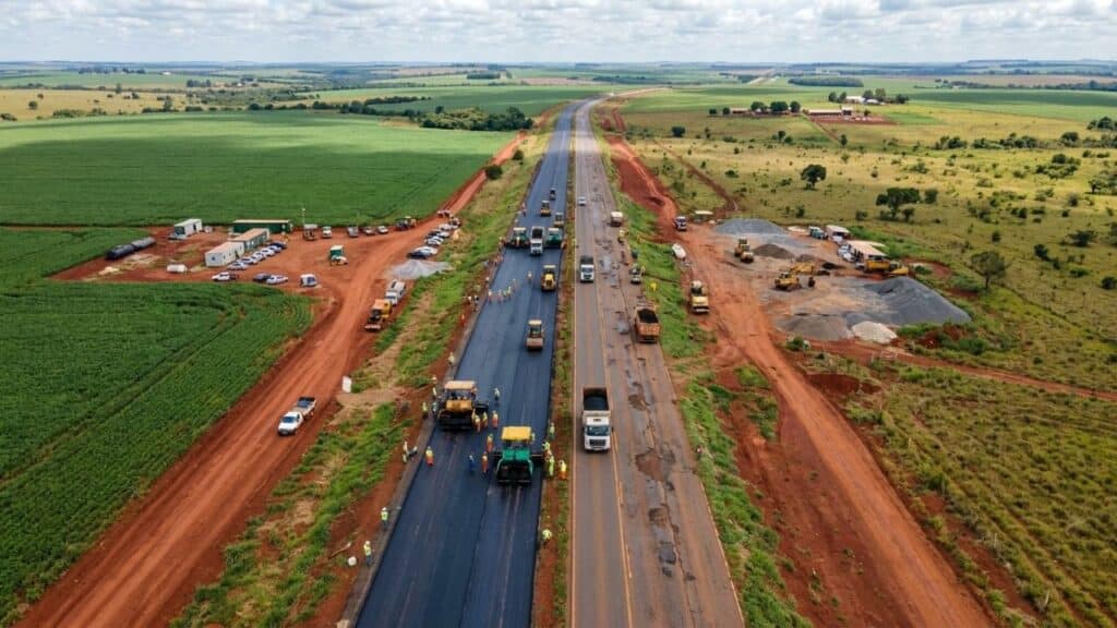 Goiás investe mais de R$ 1,3 bilhão em 520 km de obras rodoviárias no Sudoeste goiano