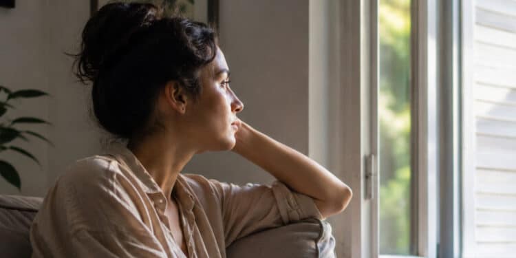 O despertar da solidão gostosa: por que aproveitar a própria companhia é sinal de maturidade mental, psicologia explica isso