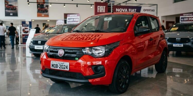 Imposto zerado reduz preço de carros compactos em até R$ 7.500 na tabela de fábrica