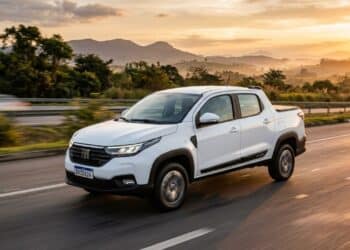 Fiat Strada atinge autonomia de até 780 km com gasolina e se mantém entre as picapes mais econômicas de 2026