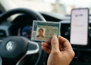 Comunicado 07/05 para motoristas entre 50 e 69 anos em 2026