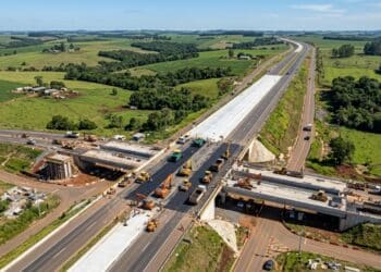 Rodovia do Paraná terá obra de R$ 384 milhões com 31 km de terceiras faixas e 3 viadutos