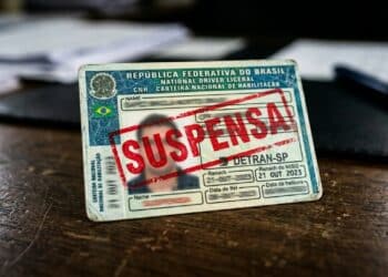 O Governo quer suspender as carteiras de habilitação de todos os indivíduos que não puderem comprovar sua cidadania legal