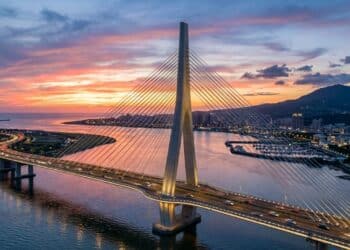 A obra que desafia a engenharia em Taiwan vai inaugurar a maior ponte suspensa assimétrica do mundo