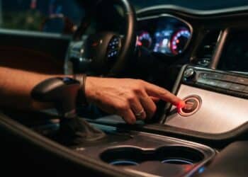Como desligar o carro automático do jeito certo e evitar erros que podem forçar o câmbio