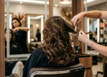 Top 7 cortes de cabelo repicado que dão volume imediato aos fios ralos depois dos 35 anos