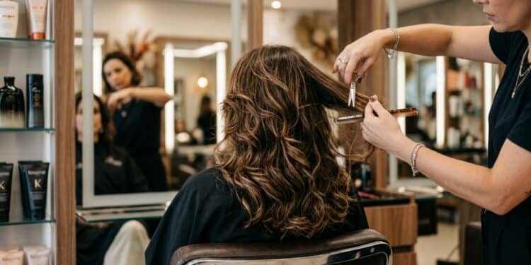 Top 7 cortes de cabelo repicado que dão volume imediato aos fios ralos depois dos 35 anos