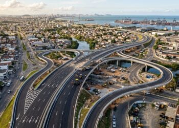 Obra com investimento de R$ 236 milhões na BR-447/ES avança para ligar BR-101 ao Porto de Capuaba