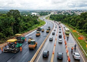 Estrada do Aeroporto recebe R$ 50 milhões em obras para reestruturar 9,5 quilômetros em Rio Branco