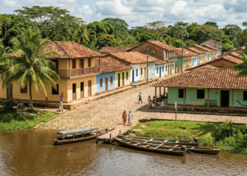 Cercada pela Floresta Amazônica, essa é a capital mais ocidental do Brasil onde o relógio atrasa duas horas em relação a Brasília