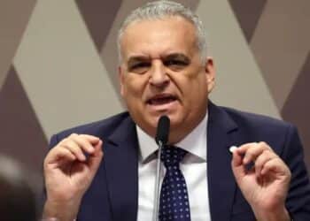 Deputado Alfredo Gaspar faz crítica dura sobre ligação de Lula com Deolane, presa por elo ao PCC