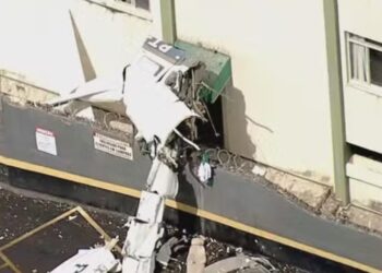 Avião monomotor caiu na Região Nordeste de Belo Horizonte - Foto: Globo