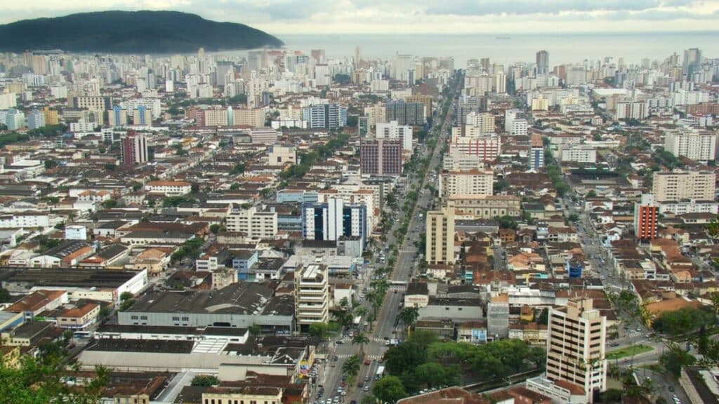 Governo de SP confirma investimento de R$ 208 milhões para modernização de rodovias na Baixada Santista com foco em manutenção, recuperação e pavimentação