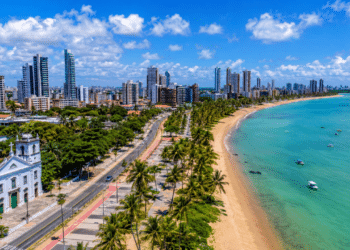 Cresce o número de brasileiros que migram para essa cidade do Nordeste com custo 30% menor e qualidade de vida de alto padrão