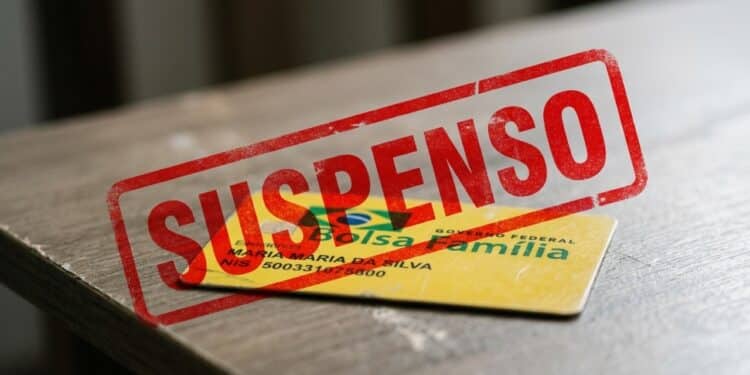 Novas diretrizes para 2026 detalham nova regra para evitar a suspensão do Bolsa Família