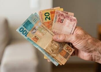 Foi confirmado quem pode receber o adicional de 25% no valor da aposentadoria no Brasil
