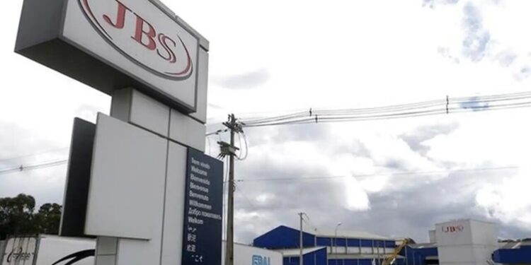 Governo dos EUA mira JBS, subsidiária da Marfrig e mais empresas em investigação por suspeita de cartel