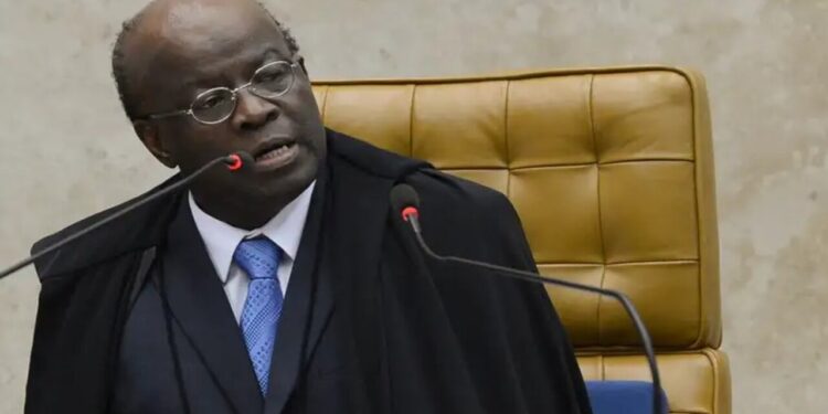 Democracia Cristã oficializa Joaquim Barbosa como pré-candidato à Presidência