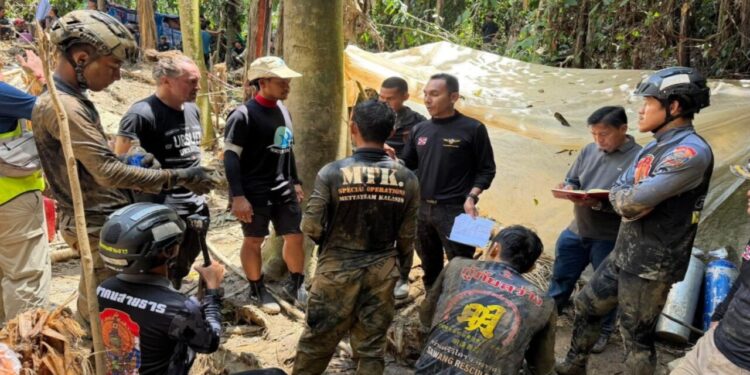 Homens ficam presos em caverna no Laos e operação de resgate preocupa autoridades