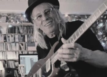 Famoso guitarrista e parceiro histórico de Rita Lee, Luiz Carlini tem morte confirmada aos 73 anos