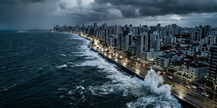 Pesquisa da NASA aponta risco de 5 cidades brasileiras serem engolidas pelo avanço do nível do mar