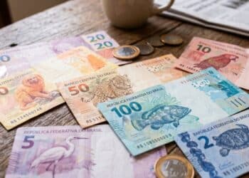 A verdade sobre o auxílio de 1.518 reais que viralizou entre beneficiários do Bolsa Família