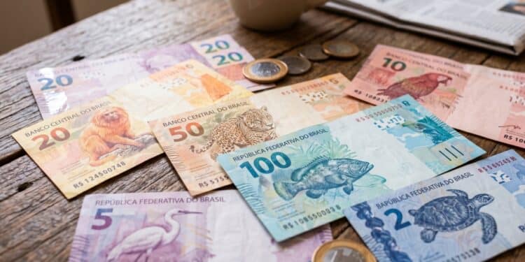 A verdade sobre o auxílio de 1.518 reais que viralizou entre beneficiários do Bolsa Família