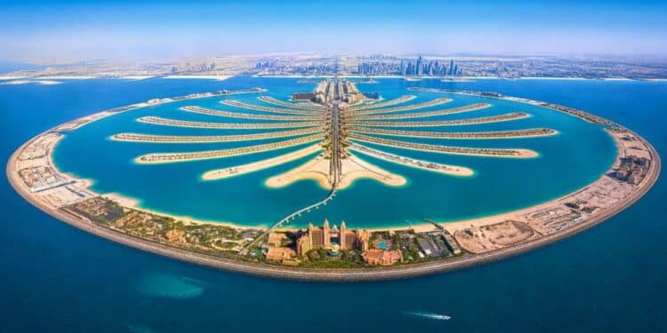 Megaobra de R$ 64 bilhões vai construir um verdadeiro 'paraíso de praias' visível do espaço e transformar país em um novo polo turístico e imobiliário de luxo