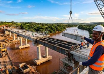 Nova ponte de R$ 7 milhões sobre o Rio Grande na Bahia avança e já supera 60% de conclusão em uma das obras estruturantes mais importantes da região