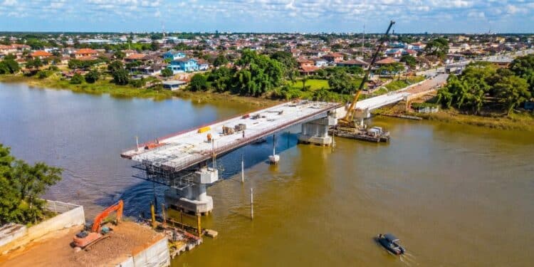 Primeira ponte entre Belém e Ananindeua avança com 60% de execução e promete melhorar a mobilidade na Grande Belém, reduzindo em cerca de 12 quilômetros o percurso entre diferentes regiões