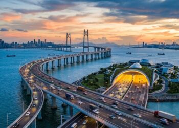 Megaconstrução na China surpreende ao integrar ponte, túnel e museu com tráfego de quase 90 mil carros por dia em projeto que rendeu 10 recordes mundiais de engenharia