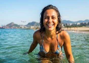 Praia da Bica mostra sinais melhora nos indicadores de balneabilidade na Ilha do Governador em 2026