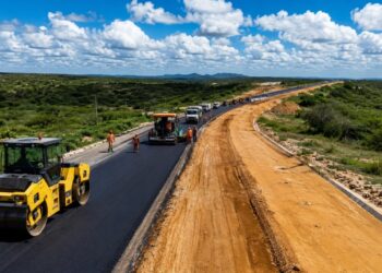 Megaobra de R$ 29,5 milhões avança em rodovia do Alto Sertão sergipano para uma das etapas mais importantes do projeto, chega a 70% de conclusão e promete maior segurança para motoristas