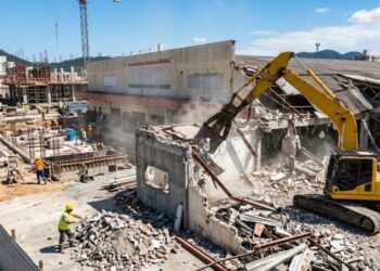 Demolição de supermercado tradicional em SC abre espaço para grande megaobra de R$ 30 milhões que promete gerar cerca de 200 empregos
