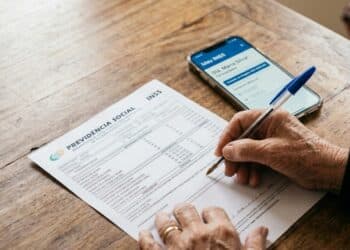 Idosos ganham novas regras no crédito consignado para evitar dívidas e descontos indevidos