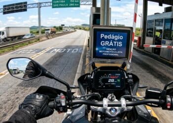Pedágio gratuito para motos e caminhoneiros? Propostas seguem em debate no Congresso em 2026