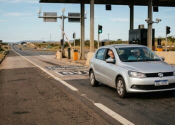 Pedágio gratuito para idosos em 2026: entenda o que é mito e quais projetos de lei ainda tramitam no Congresso